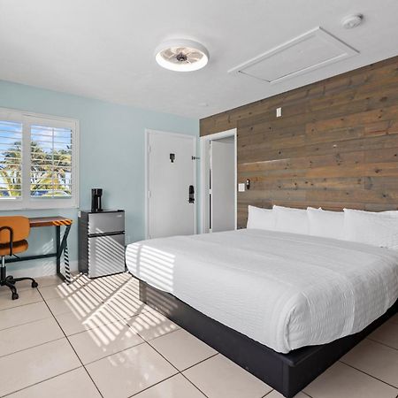 Standard Hotel Room - King Bed #2 Fort Pierce Εξωτερικό φωτογραφία